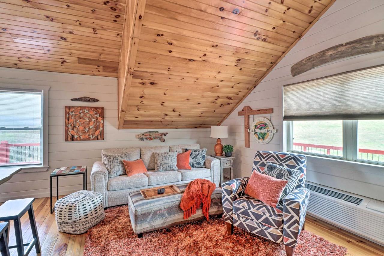 Cheery Pet-Friendly Studio With Shared Fire Pit Mountain View Kültér fotó
